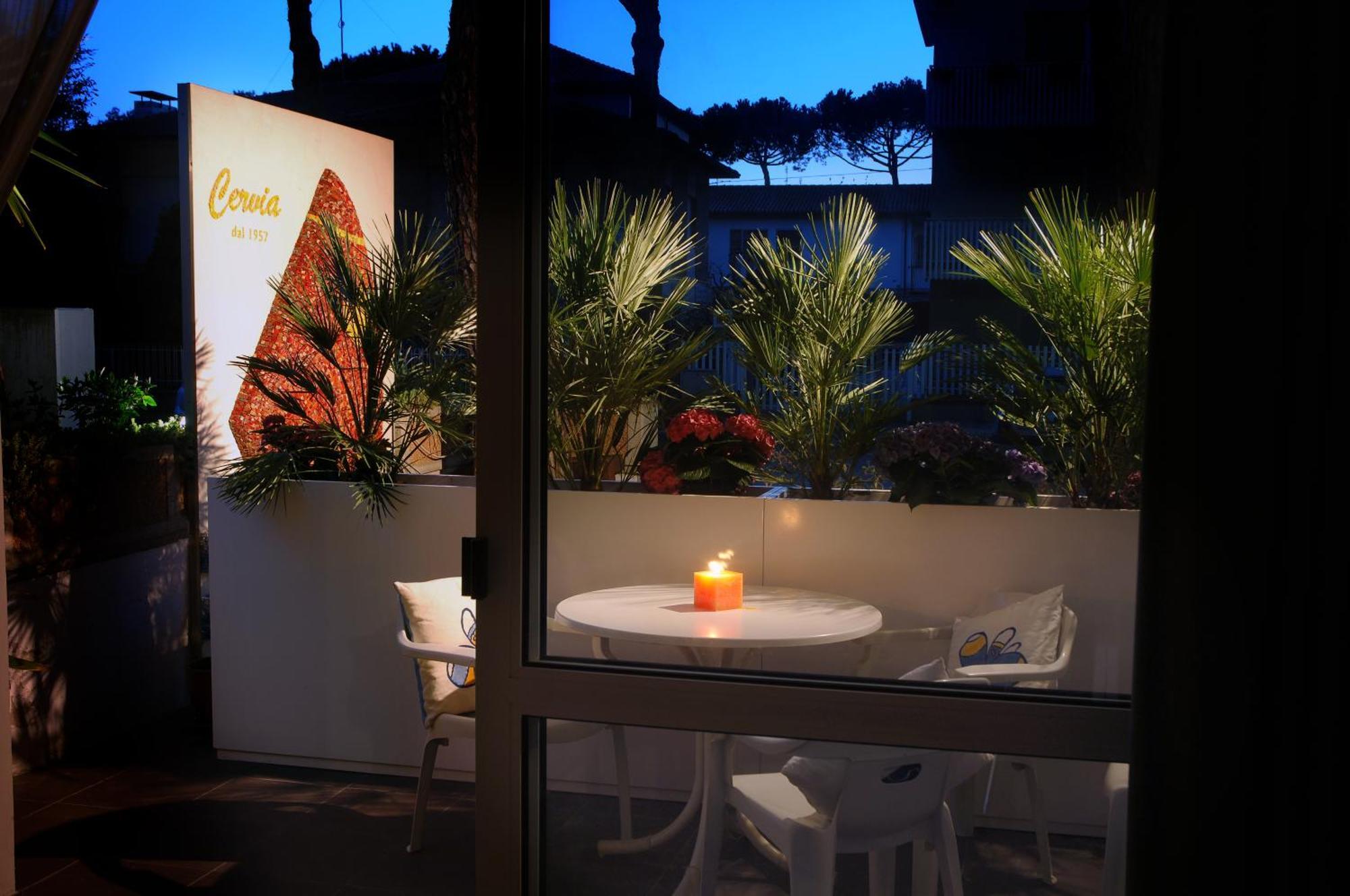 Hotel Eros Residence Cervia Exterior foto