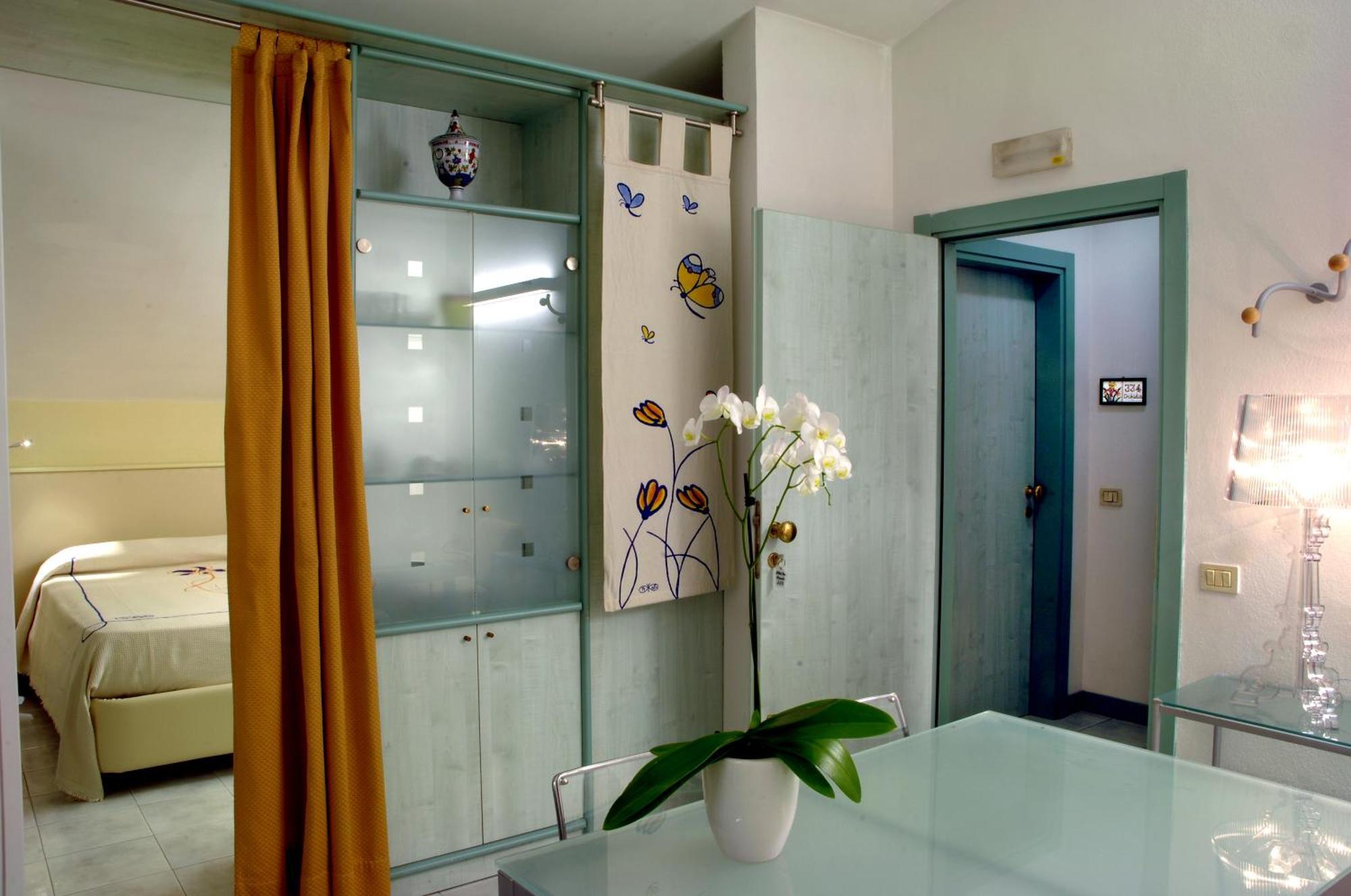 Hotel Eros Residence Cervia Exterior foto